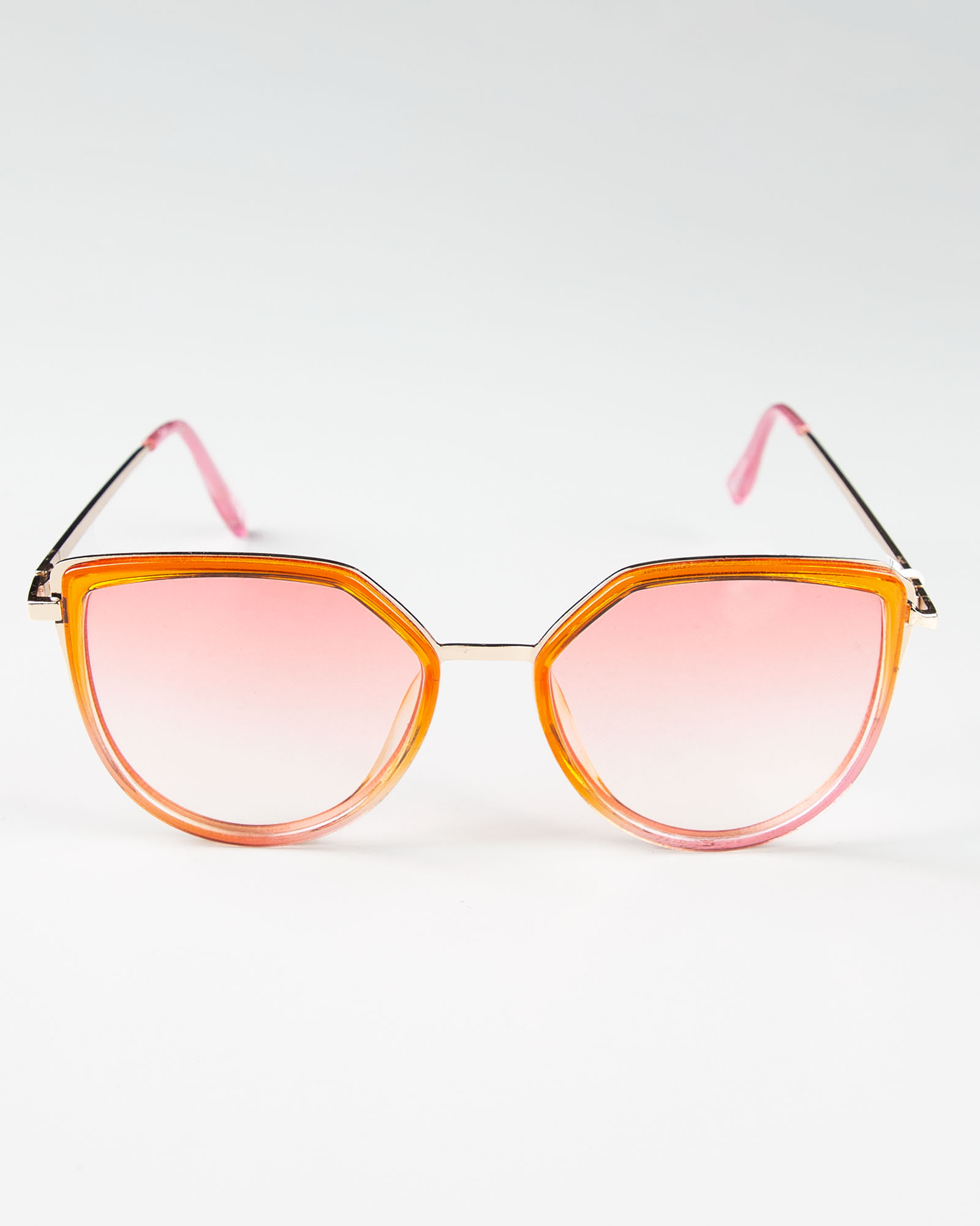 unisex sunglasses in tone of pink for men and women